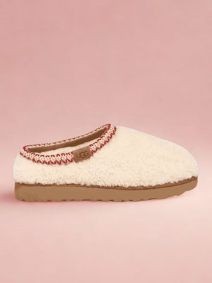 נעלי בית UGG שמנת לנשים