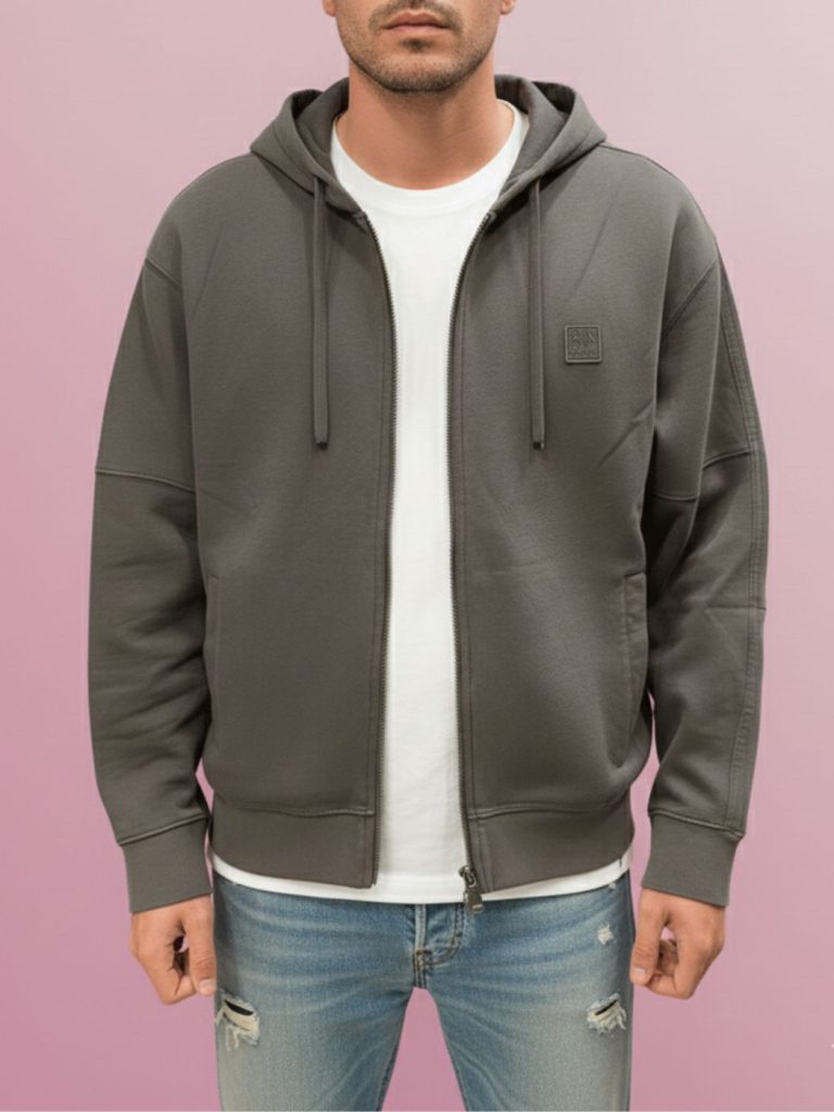 ארמני סווטשירט קפוצ'ון עם לוגו