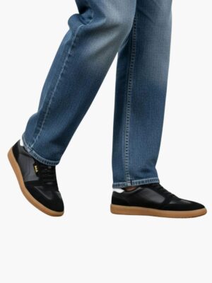 באלר סניקרס שחורות לוגו