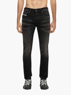 דיזל ג'ינס די-סטראקט 9J53