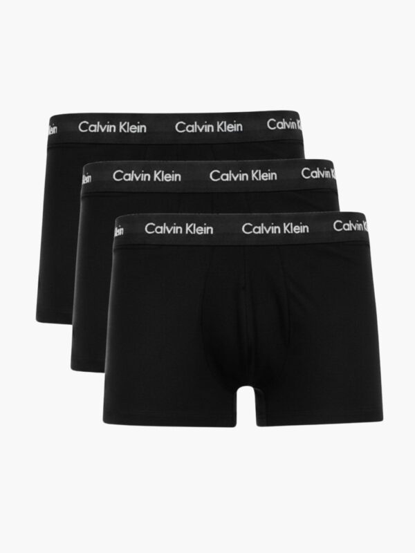 מארז שלישייה בוקסרים של קלווין קליין בצבע שחור