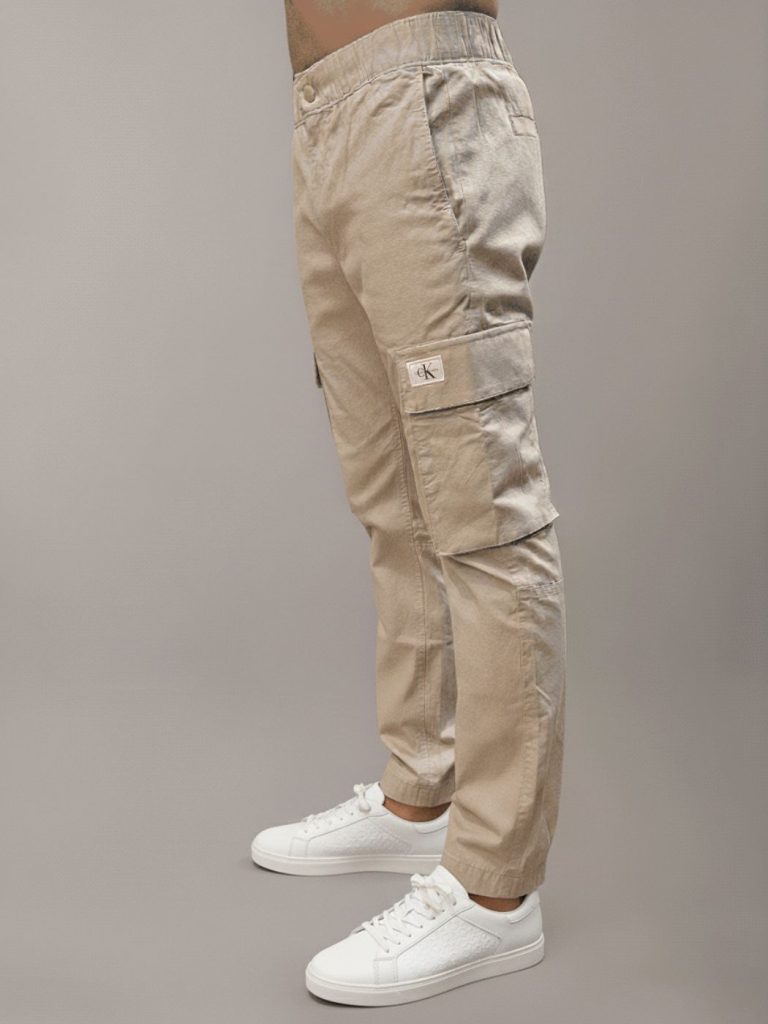 דגמח קלווין קליין בגוון בז’