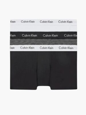 בוקסרים קלווין קליין לגברים באריזה