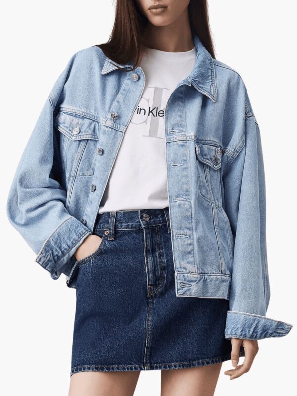 קלווין קליין גקט ג׳ינס בהיר - לוגו בכיס