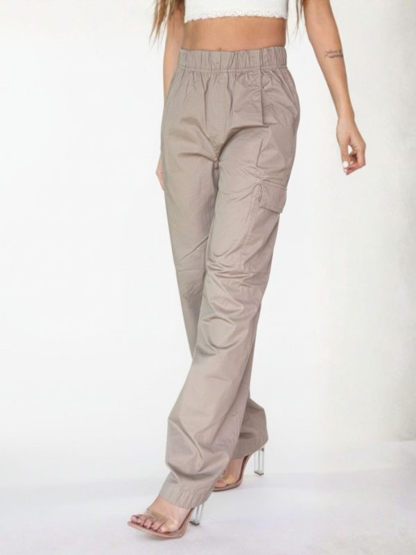 מכנסי נשים קלווין קליין בהנחה