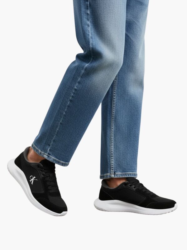 קלווין קליין סניקרס שחורות לוגו CK לבן