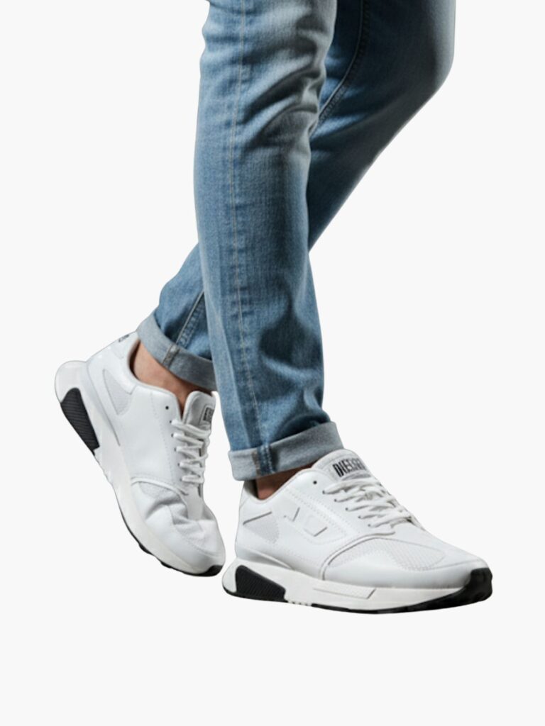 דיזל נעלי גברים בהנחה בצבע לבן עם לוגו