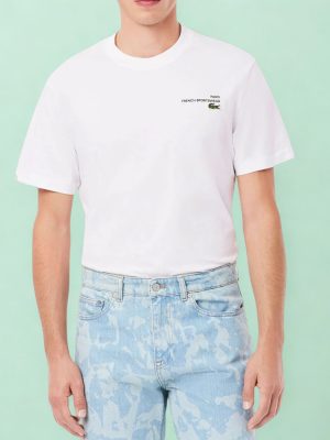 לקוסט חולצת לוגו כתוב - לבן