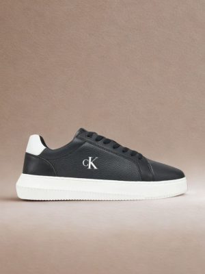 קלווין קליין סניקרס לוגו CK קטן - שחור