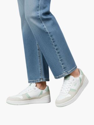 לקוסט סניקרס לנשים בצבע לבן ירוק פסטל בשילוב זמש