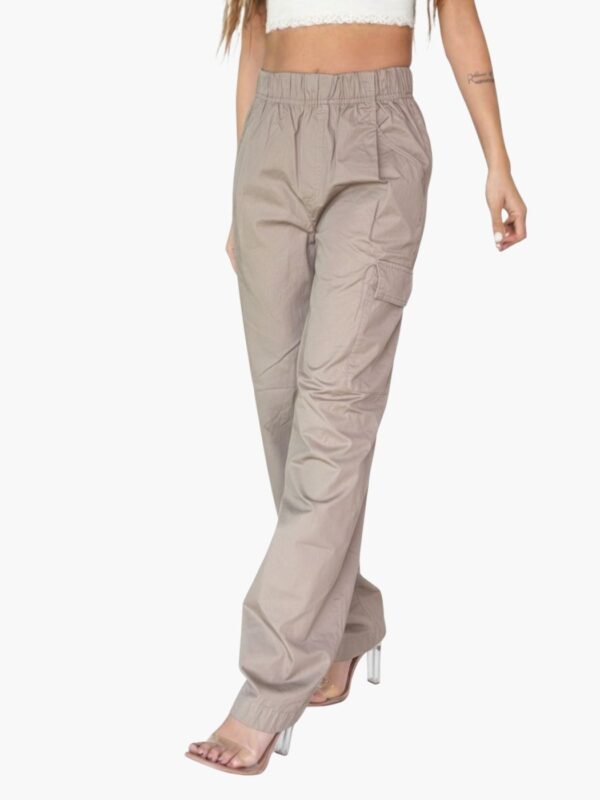 מכנסי נשים קלווין קליין בהנחה