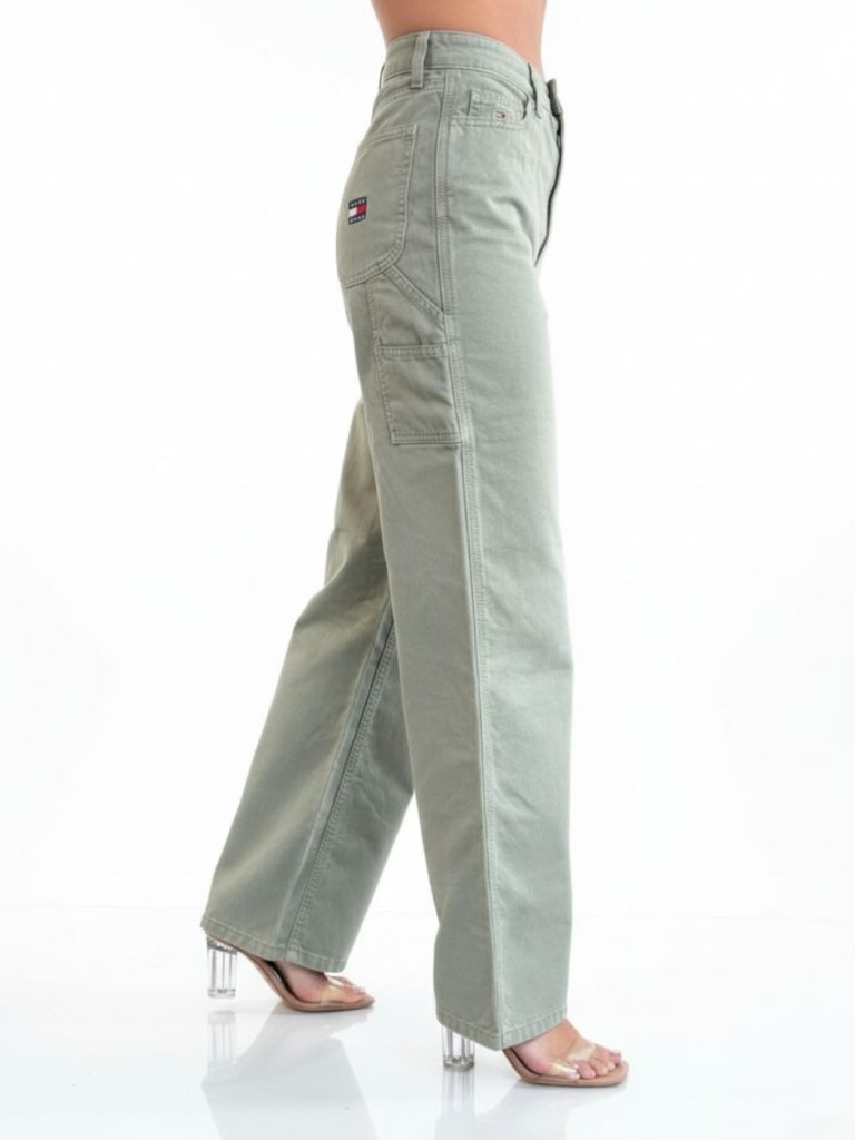 מכנסי טומי הילפיגר ירוק זית לנשים, גזרת Wide Leg ישרה.