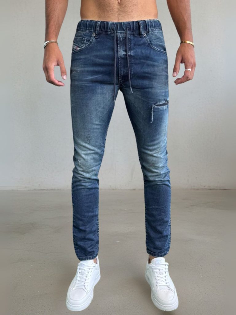 ג’וג ג’ינס כחול של דיזל דגם קרולי SU68 עם גומי במותן