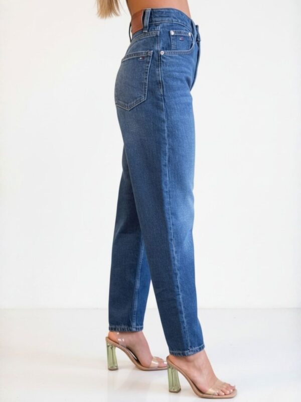 ג׳ינס נשים גבוה של טומי הילפיגר