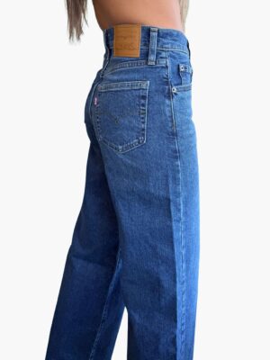 ג'ינסים לנשים מותגים קולקציה חדשה