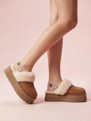 האג כפכף פלטפורמה עם פרווה רכה ורצועת לוגו