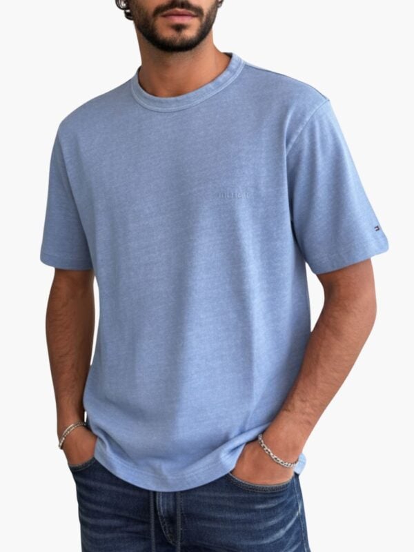 טומי טישירט לגברים בצבע כחול-תכלת