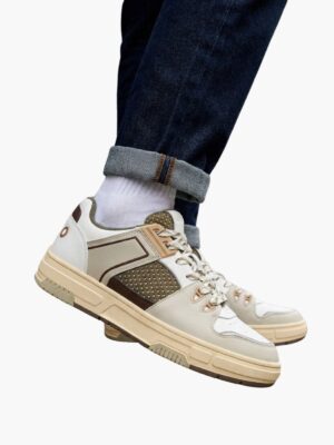 הוגו סניקרס בגווני בז’ חום ולבן עם רשת ושרוכים עבים