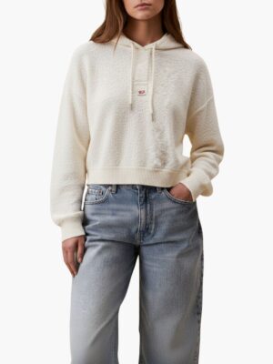 קלווין קליין קפוצ׳ון לבן מרשת בגזרה נקייה