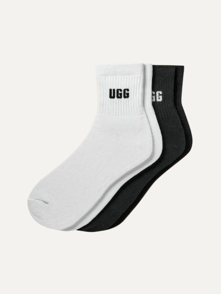 האג סט של שני זוגות גרביים שחור ולבן עם לוגו UGG