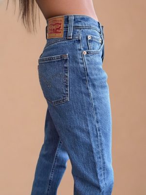 ליוויס נשים כחול דגם 501 קלאסי