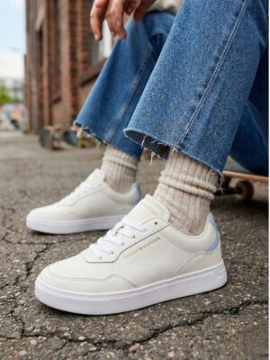 סניקרס לנשים טומי הילפיגר קולקציה חדשה