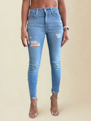 ג׳ינס Levi’s סקיני לנשים קרעים
