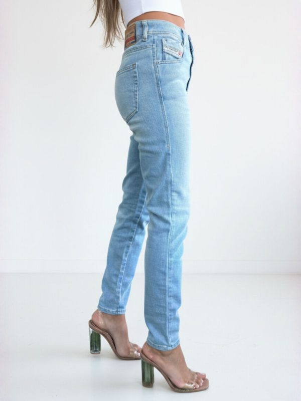 דיזל ג׳ינס במבצע תכלת סקיני