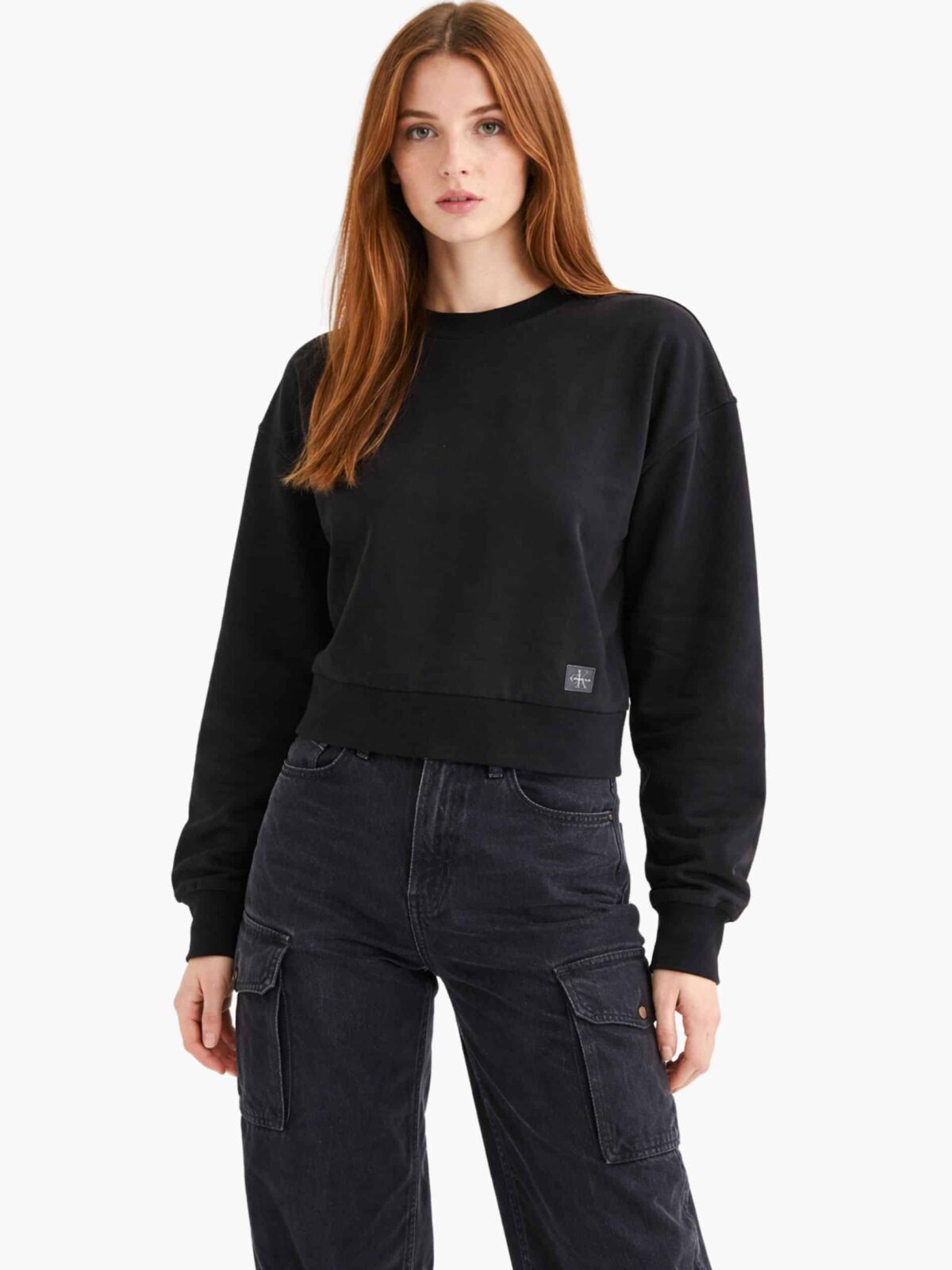Calvin Klein סווטשירט נשים שחור קרופ