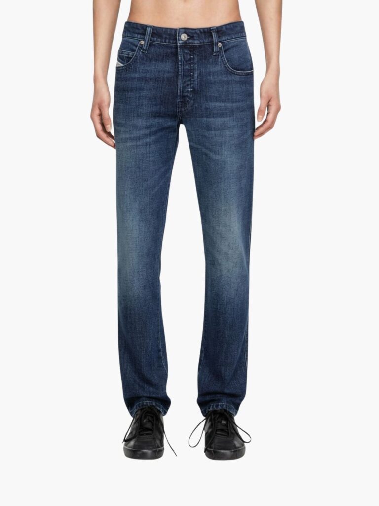 ג’ינס כחול כהה של דיזל דגם די-וייל 0DBED