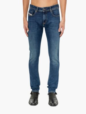 דיזל ג׳ינס סלינקר כחול כהה בגזרה צמודה דגם 09E95