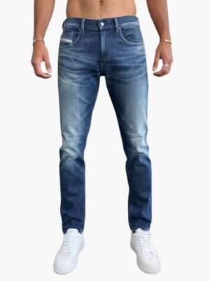 ג׳ינס דיזל די-סטראקט 9N72