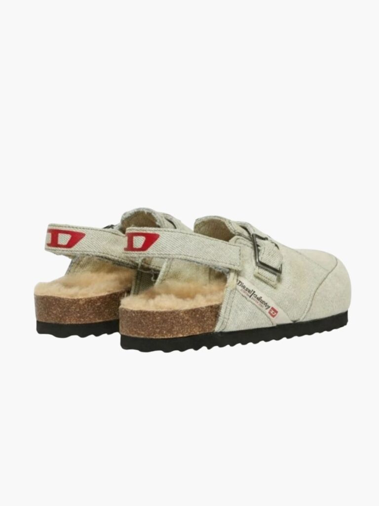 דיזל סנדלי דנים עם אבזם ופרווה ולוגו D אדום