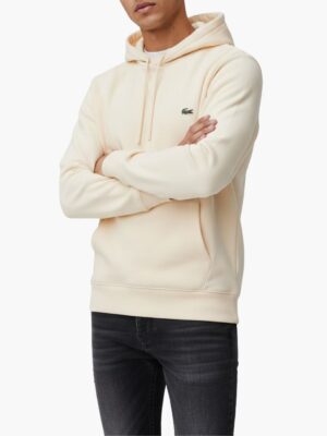 לקוסט קפוצון בצבע שמנת עם לוגו רקום