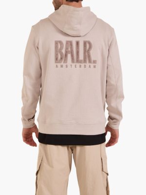 קפוצ׳ון באלר בצבע בז׳ עם כיס קדמי רחב, שרוכים תואמים והדפס BALR גדול בגב