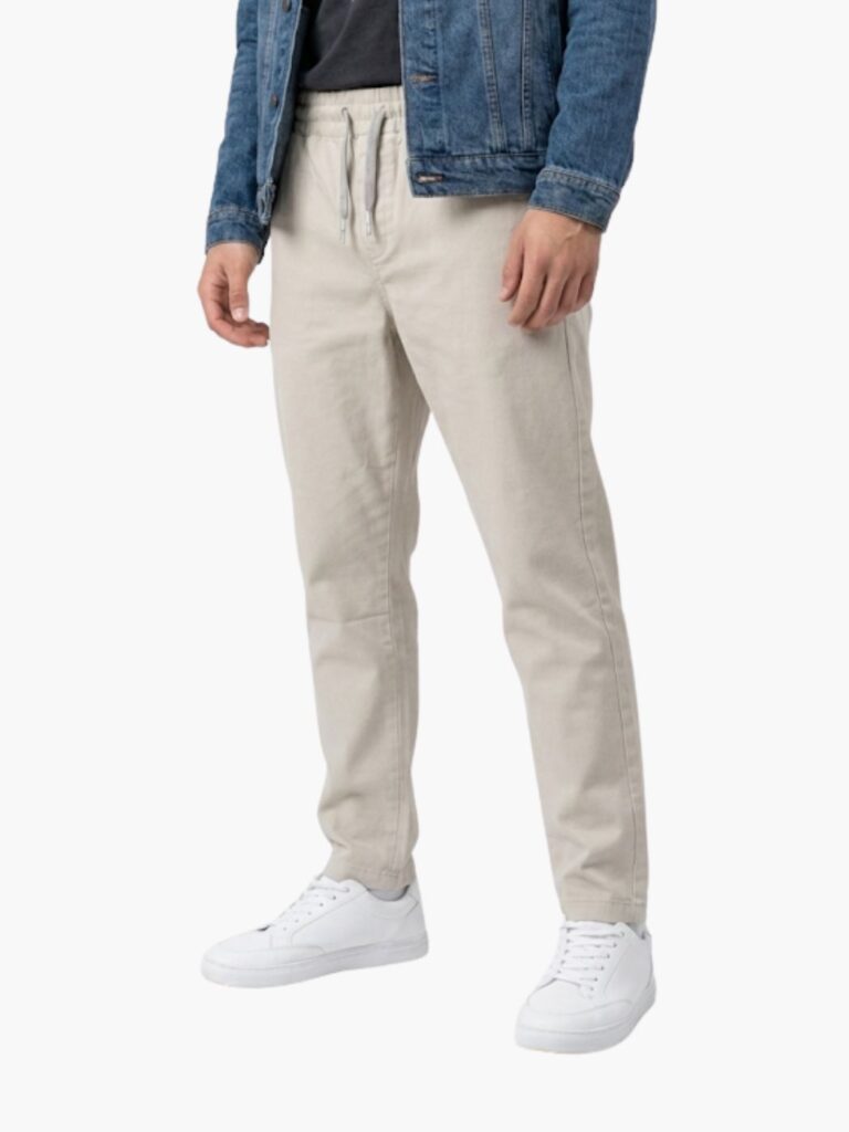 מכנס בהיר של טי-בון עם גומי במותן ושרוך קשירה, כיסים צדדיים וכיס אחורי אחד