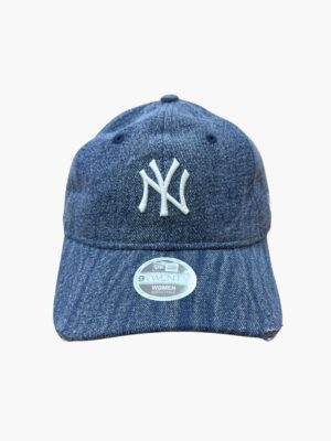 כובע מצחייה ג'ינס New Era לנשים דגם 9TWENTY עם לוגו NY לבן