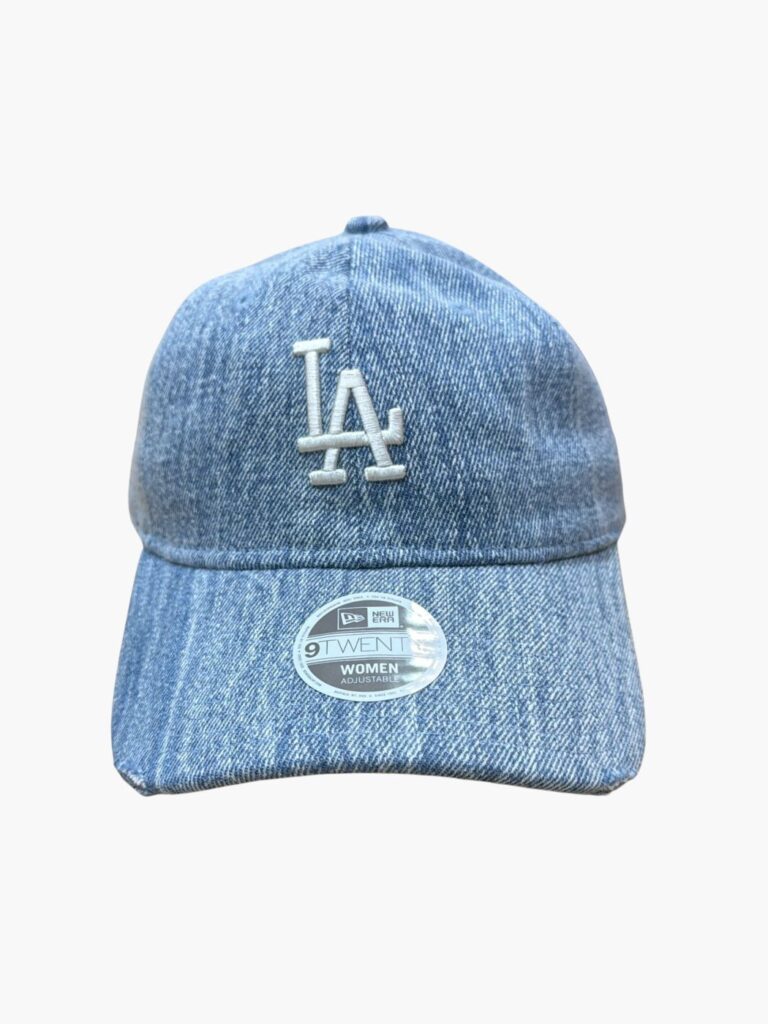 כובע ג'ינס New Era לנשים דגם 9TWENTY עם לוגו LA לבן – STOR75