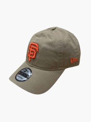 כובע מצחייה New Era דגם 9TWENTY בצבע חאקי עם לוגו SF כתום