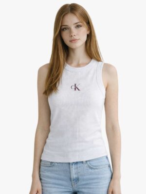 גופיית Calvin Klein Jeans לבנה גזרה צמודה לוגו מרכזי.
