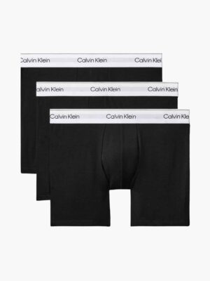 מארז 3 בוקסרים קלווין קליין שחור Icon Boxer Brief עם חגורה לבנה.