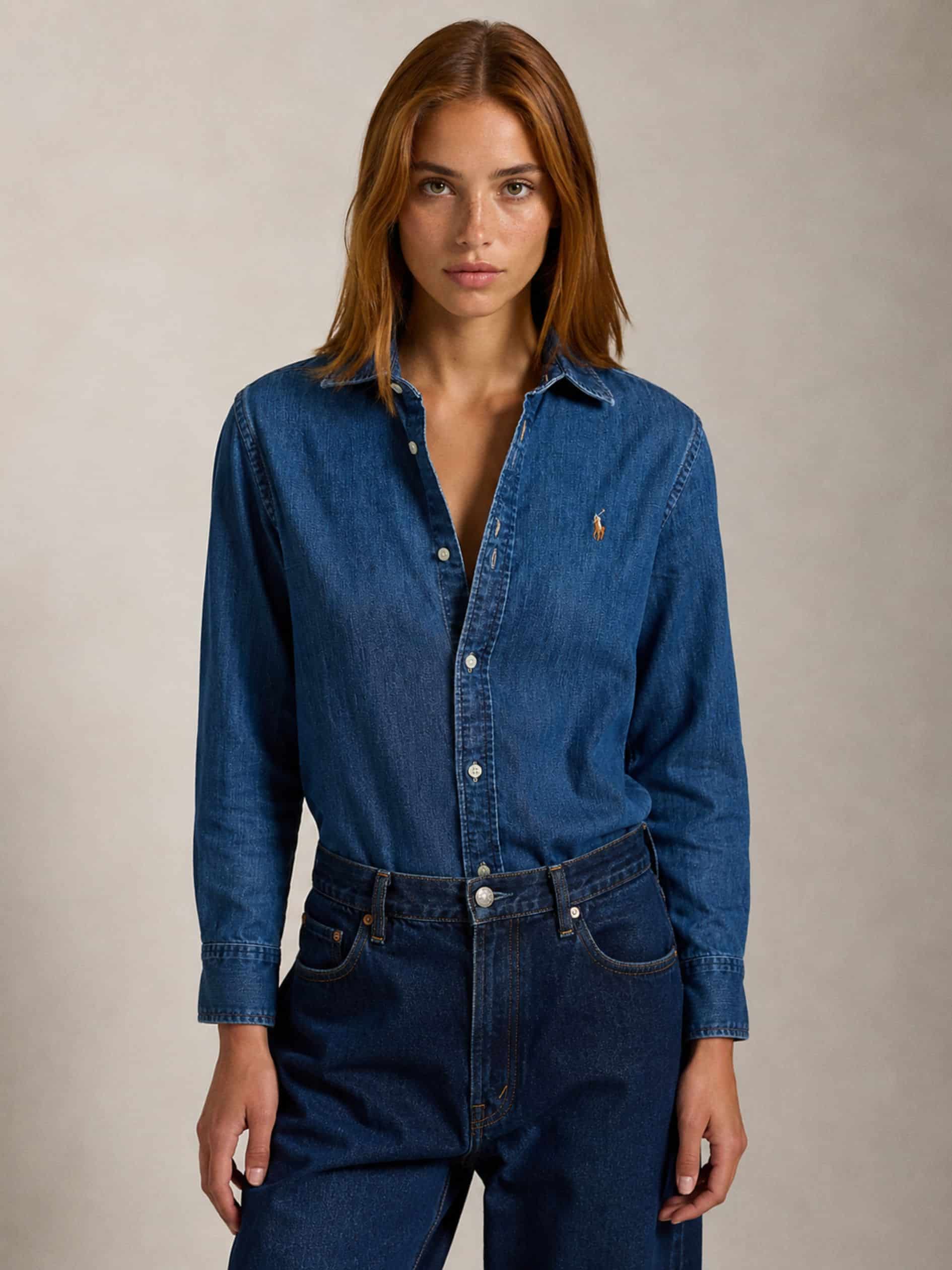חולצת ג'ינס מכופתרת מבית פולו ראלף לורן (Polo Ralph Lauren) בגזרת סלים פיט מחמיאה