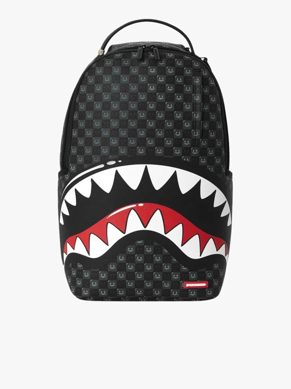 תיק גב ספרייגראונד Shark Squares בצבע שחור חזית