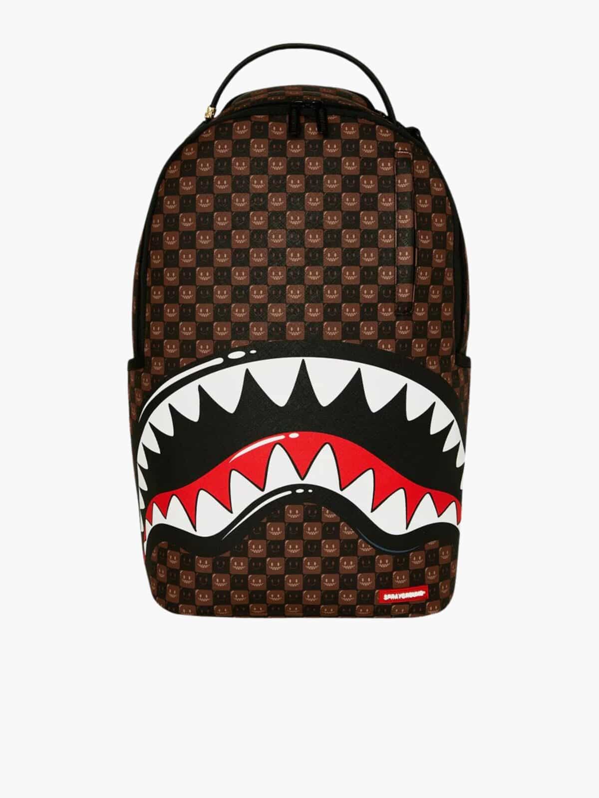 תיק גב ספרייגראונד Shark Smile בצבע חום חזית