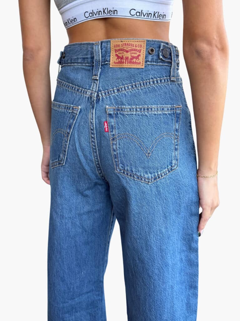 ליוויס ג׳ינס Cinch Baggy כחול לנשים עם כיוונון אחורי במותן