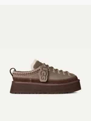 נעלי האג Heritage Lace-Up Slipper בגוון זית מעושן עם גפת זמש וסוליית פלטפורמה חומה
